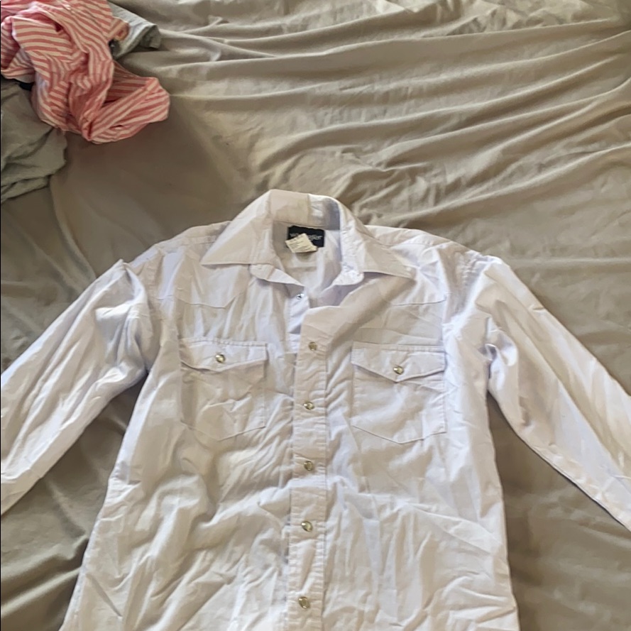 White Wrangle Button Down Size Small